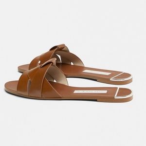 🖤ZARA | Crossover Leather Sandals